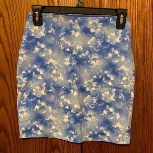 NWT Hollister bodycon floral skirt
